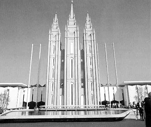 Black white photo of 1964 Mormon LDS pavilion.