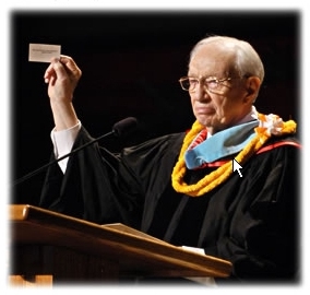 Gordon Hinckley with card